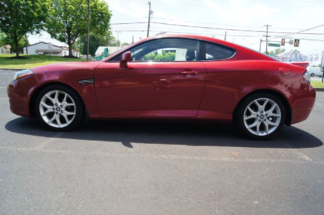 Hyundai Tiburon 2008 photo 38