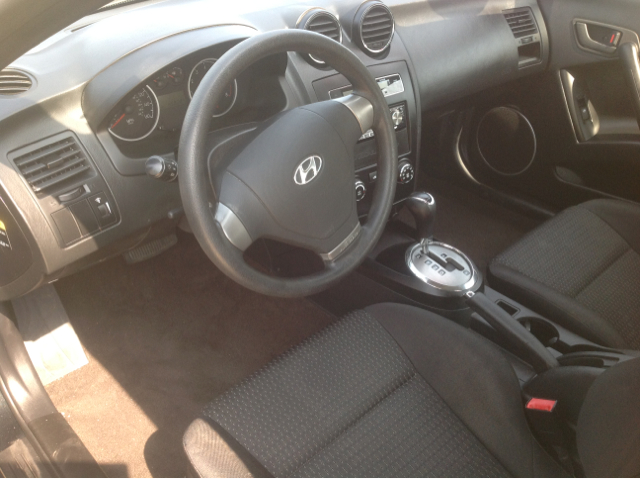 Hyundai Tiburon 2008 photo 1