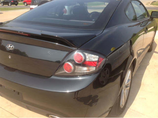 Hyundai Tiburon 2008 photo 3