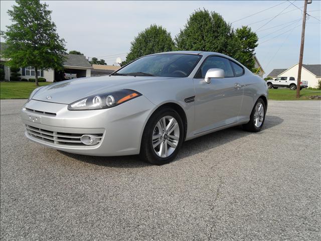 Hyundai Tiburon 2008 photo 1