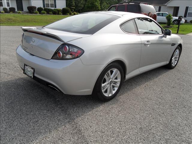 Hyundai Tiburon 2008 photo 4