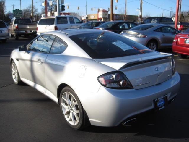 Hyundai Tiburon 2008 photo 3