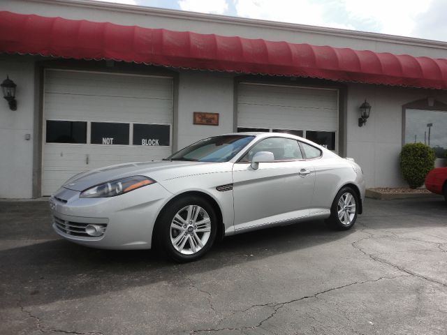 Hyundai Tiburon 2008 photo 21