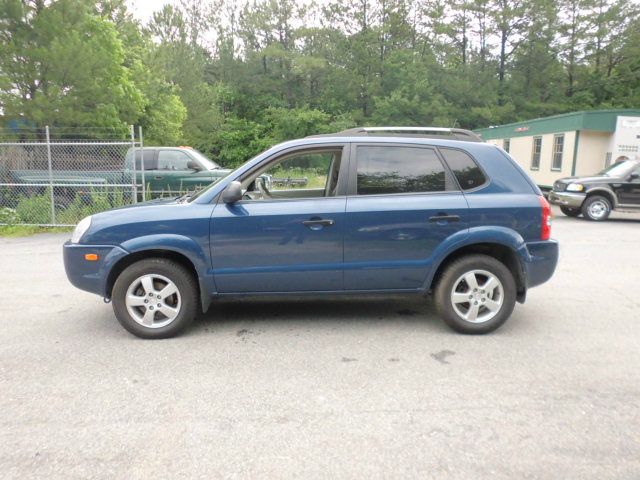 Hyundai Tucson SLT Quad SUV