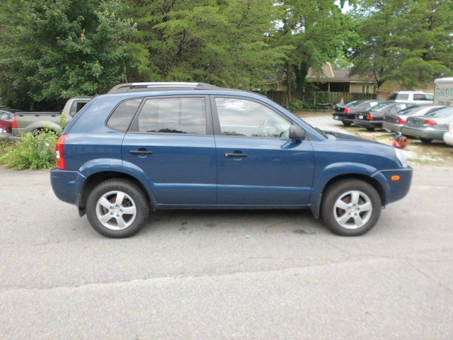 Hyundai Tucson 2005 photo 4