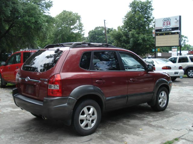 Hyundai Tucson 2005 photo 1