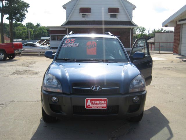 Hyundai Tucson 2005 photo 1