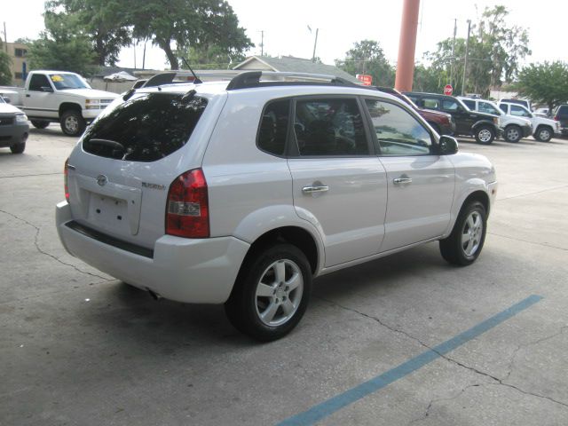 Hyundai Tucson 2005 photo 1