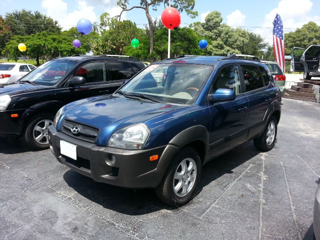 Hyundai Tucson 2005 photo 3