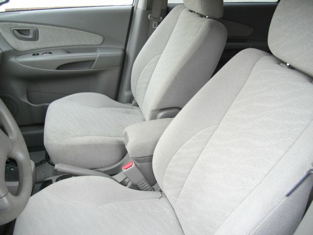 Hyundai Tucson 2005 photo 4