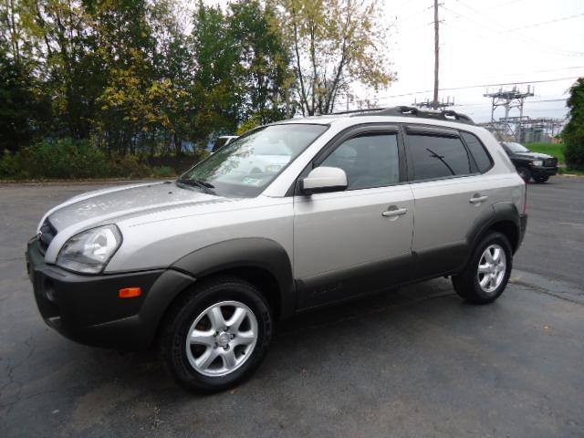 Hyundai Tucson SL Sedan Sport Utility