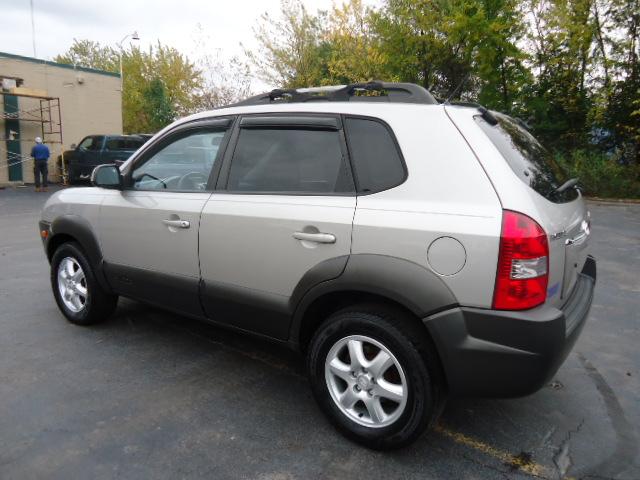 Hyundai Tucson 2005 photo 1