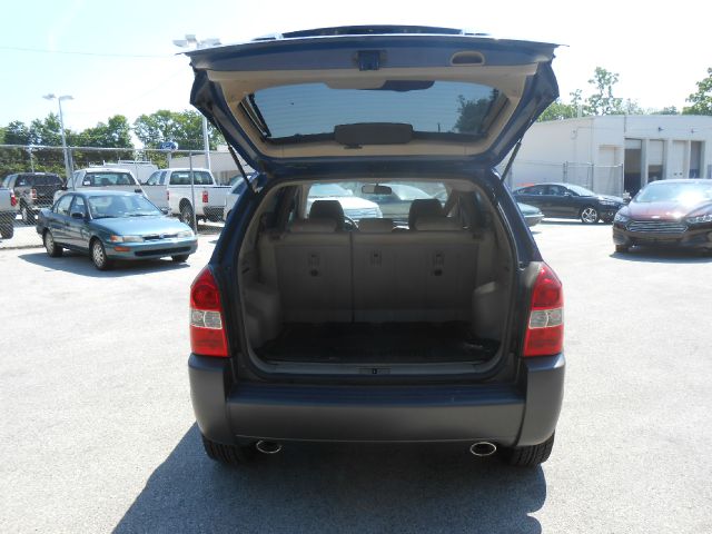 Hyundai Tucson 2005 photo 11