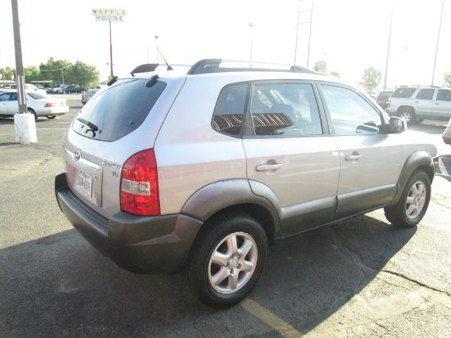 Hyundai Tucson 2005 photo 3