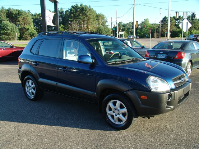 Hyundai Tucson 2005 photo 1