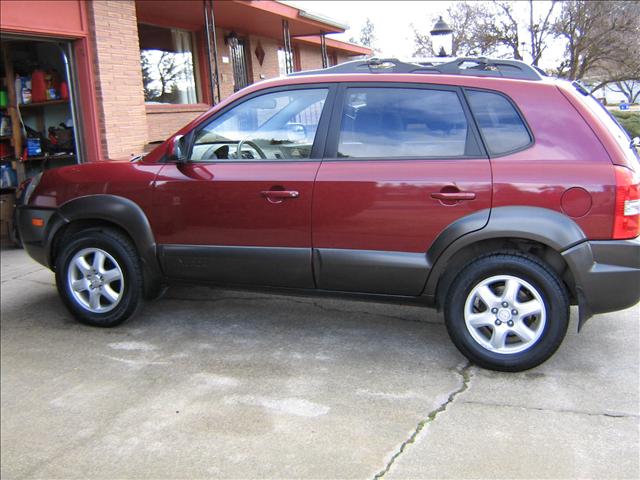 Hyundai Tucson 2005 photo 1