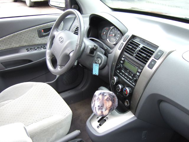 Hyundai Tucson 2005 photo 1