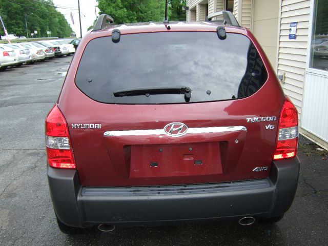 Hyundai Tucson 2005 photo 14