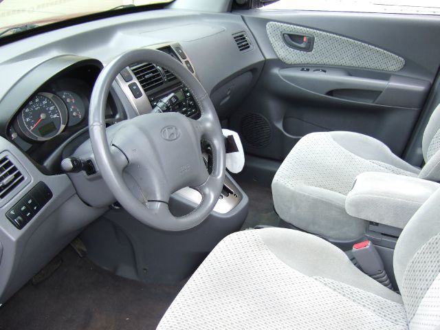 Hyundai Tucson 2005 photo 9