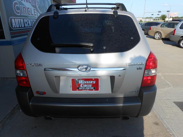 Hyundai Tucson 2005 photo 3