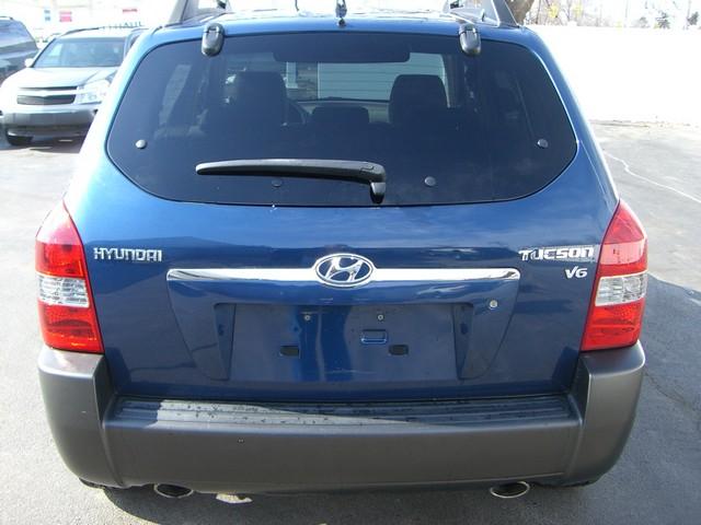 Hyundai Tucson 2005 photo 4