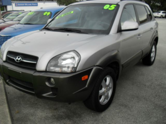 Hyundai Tucson 2005 photo 3