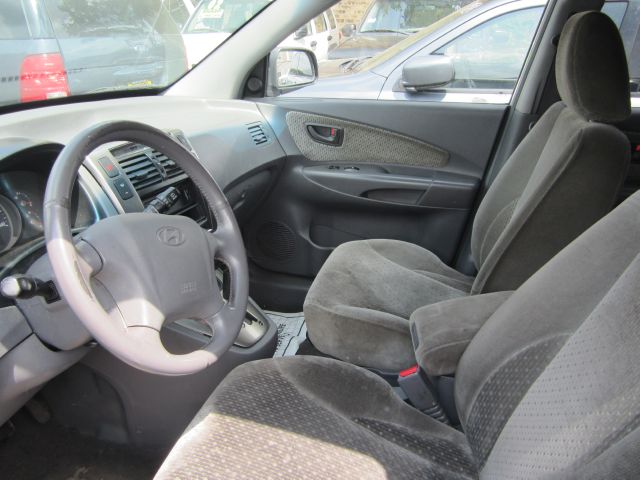 Hyundai Tucson 2005 photo 2