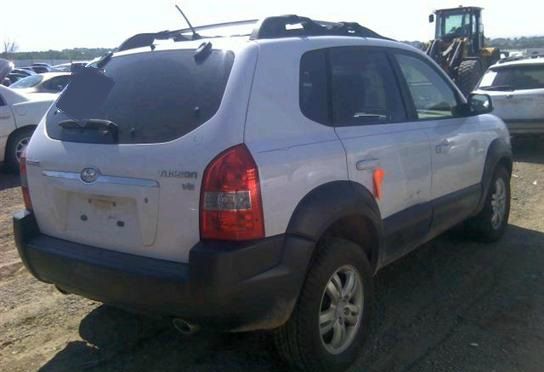 Hyundai Tucson 2006 photo 2