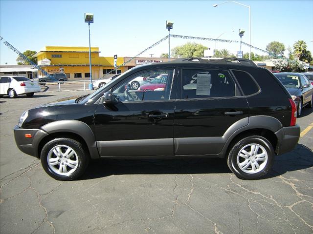 Hyundai Tucson 2006 photo 1