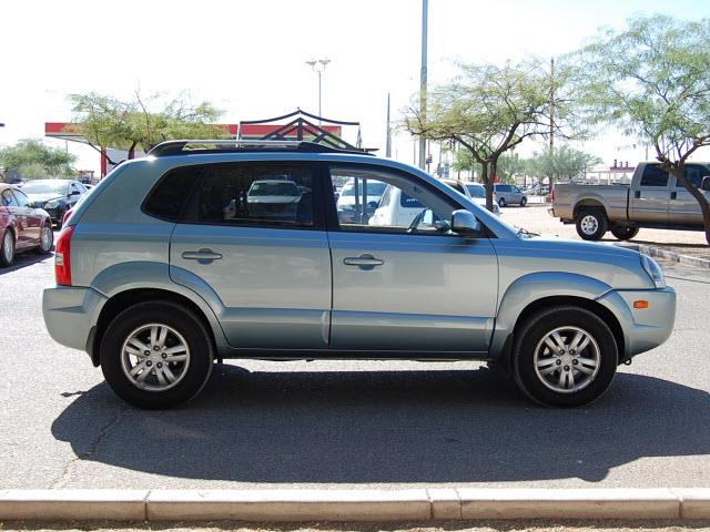 Hyundai Tucson 2006 photo 1