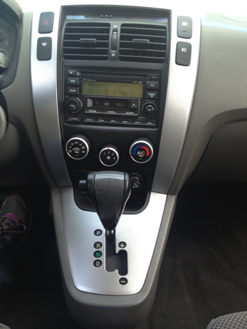 Hyundai Tucson 2006 photo 3