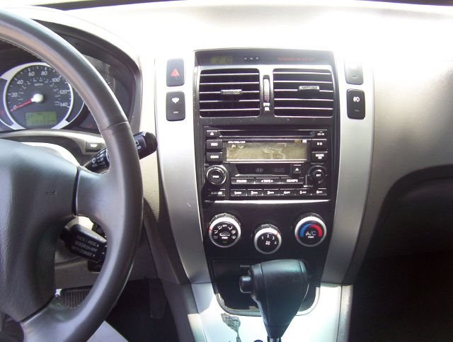 Hyundai Tucson 2006 photo 6