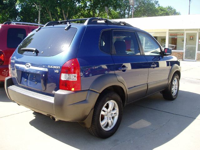 Hyundai Tucson 2006 photo 1