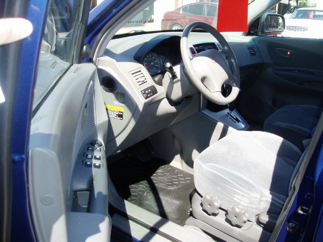 Hyundai Tucson 2006 photo 2