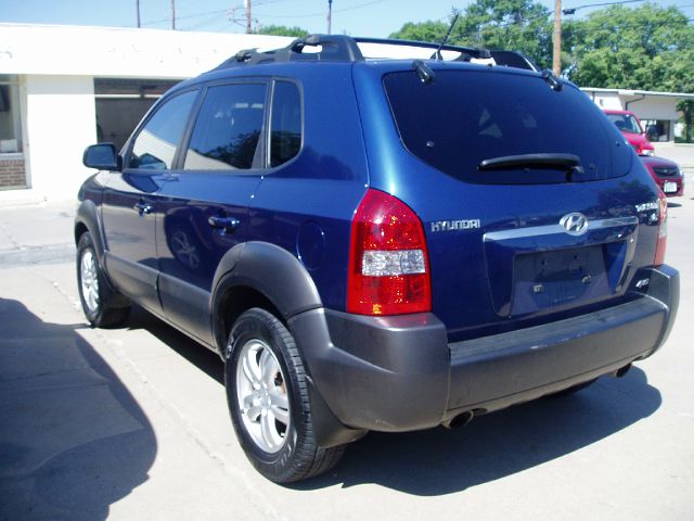 Hyundai Tucson 2006 photo 3