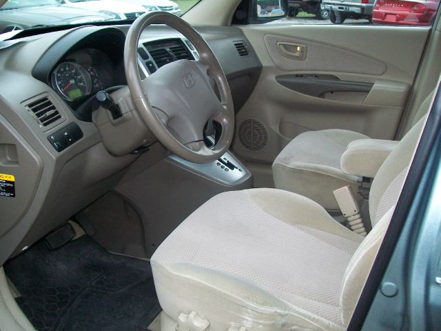 Hyundai Tucson 2006 photo 3