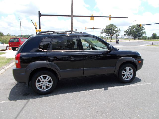 Hyundai Tucson 2006 photo 3