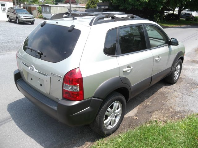 Hyundai Tucson 2007 photo 17