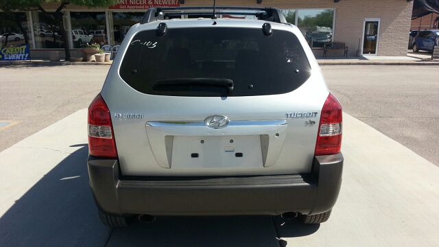 Hyundai Tucson 2007 photo 16