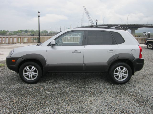 Hyundai Tucson 2007 photo 1