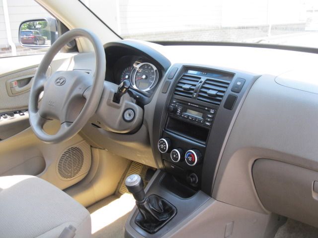 Hyundai Tucson 2007 photo 14