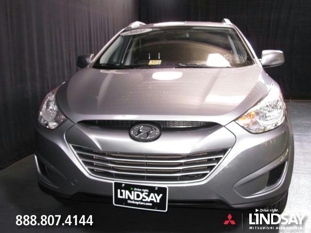 Hyundai Tucson 2011 photo 1