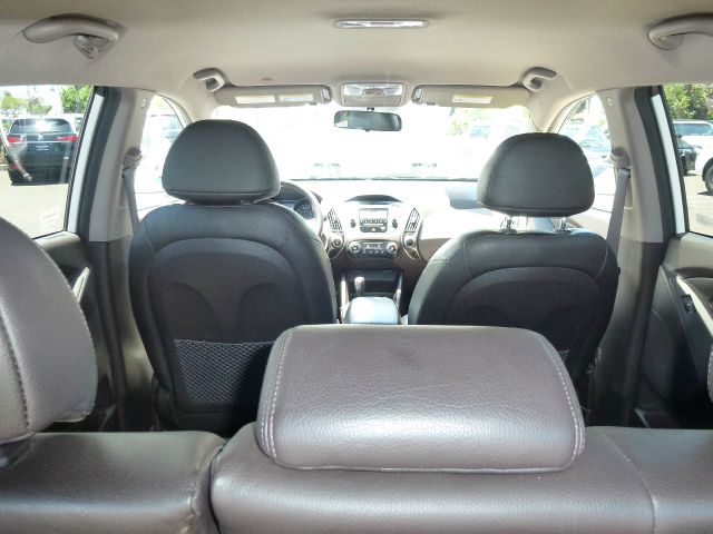 Hyundai Tucson 2011 photo 4