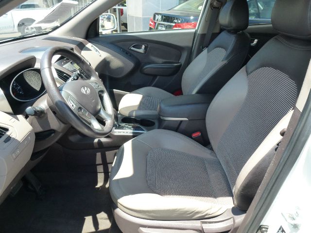 Hyundai Tucson 2011 photo 9