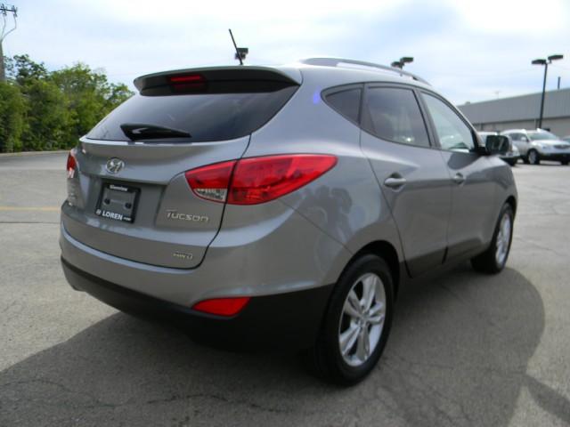 Hyundai Tucson 2011 photo 3