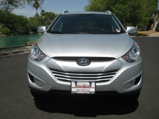 Hyundai Tucson 2011 photo 1