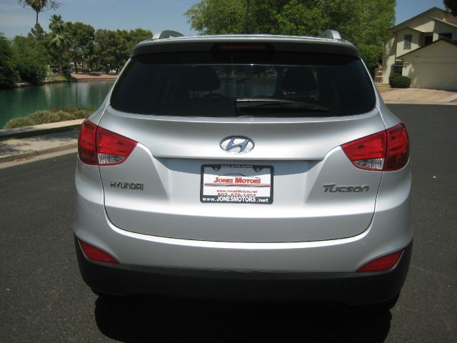 Hyundai Tucson 2011 photo 3