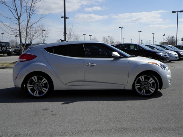 Hyundai Veloster 2012 photo 4