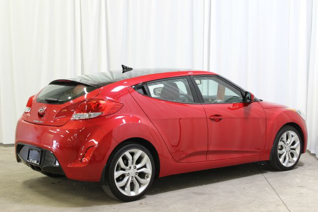 Hyundai Veloster 2012 photo 28