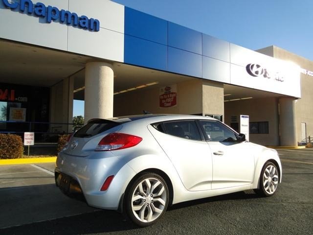 Hyundai Veloster Base Unspecified